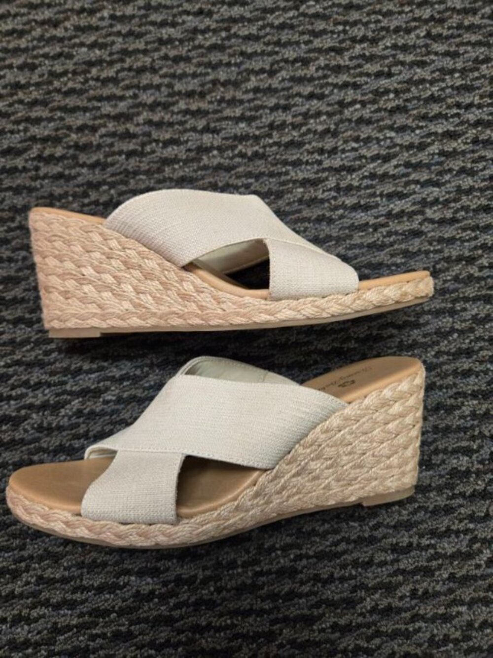 Tommy Bahama Suzette Tan Espadrille Wedge Sandals 7.5 Elastic Straps Beachy - Picture 6 of 8
